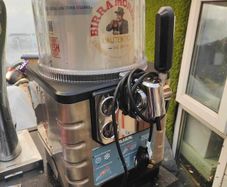 Blade machine