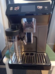 Delonghi Eletta Explore ECAM450.86.T Smart Bean to Cup Coffee Machine
