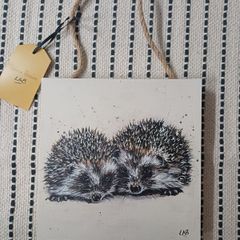 Hedgehog print on wood