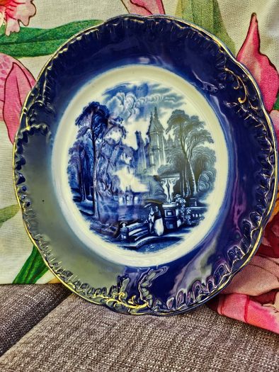 Antique Wedgwood & Co Royal Semi Porcelain Plate England c.1890-1900 Landscape Castle
