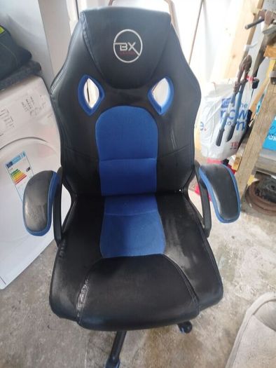 gaming chair