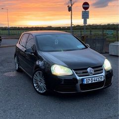 Volkswagen Golf R32