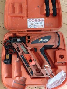 Paslode Im90i Nail Gun