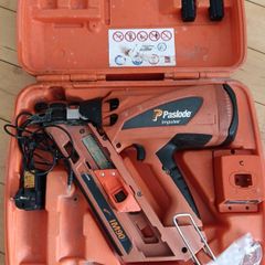 Paslode Im90i Nail Gun