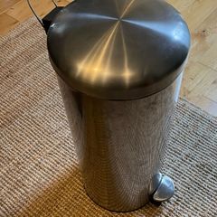 Kitchen bin