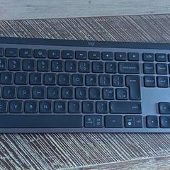 Logitech MX keys keyboard