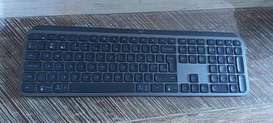 Logitech MX keys keyboard