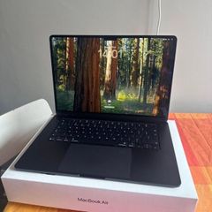 15-inch MacBook Air in Midnight with M4 chip