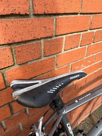 giant defy road bike