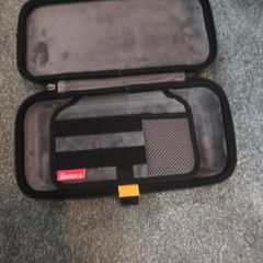 Savage raven grip case and travel case