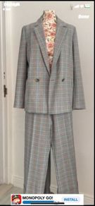 trousers suit Bnwt herringbone suit size 10 boutique brand