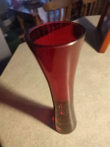 Vintage Glass Vase Red 70s Retro Mid Century Space Age Shabby Chic Country Style