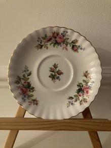 Royal Albert Plates Moss Rose