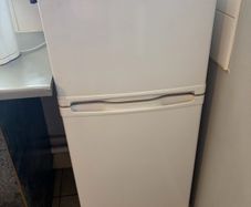 Fridge freezer and cooker