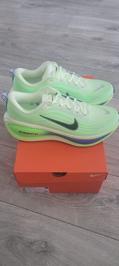 Nike Vomero Plus UK 11
