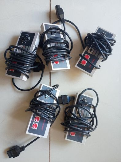 Retro gaming accessories