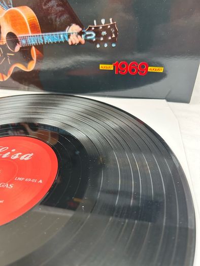Elvis Presley Back In Vegas LP Lisa LMP 69-01 1986 Red Label Vinyl Bootleg