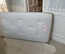 bed mattress single