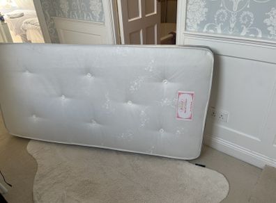 bed mattress single