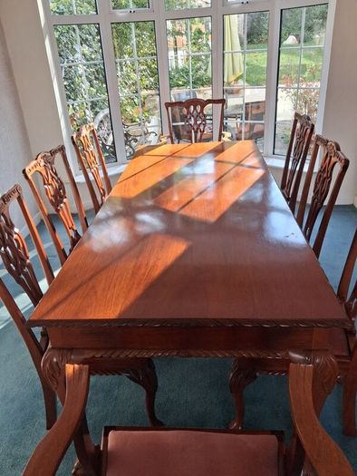 Chippendale Dining table