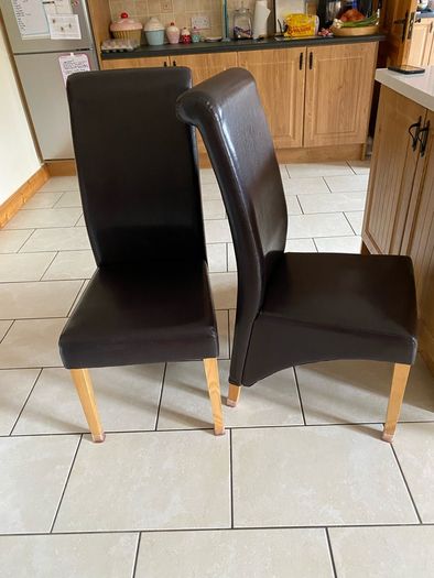 10 Dining Chairs