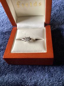 18ct white gold Diamond quad solitaire 4 claw size M original cost 1,795