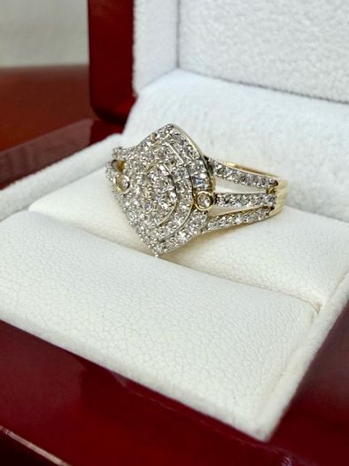 Lab Grown Diamond (VS/EF) Ring