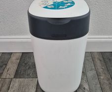diaper bin