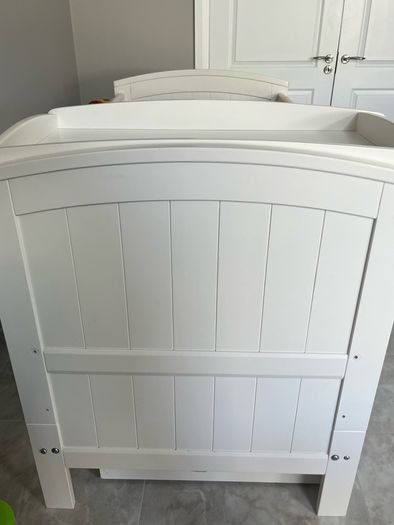 Mamas&Papas Cot bed with storage drawer and cot top changer