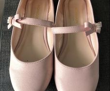 Girls shoes size 1