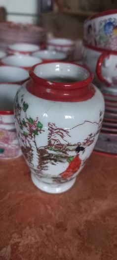 Japanese Maruku china set