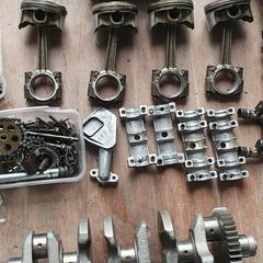 R1 engine gearbox