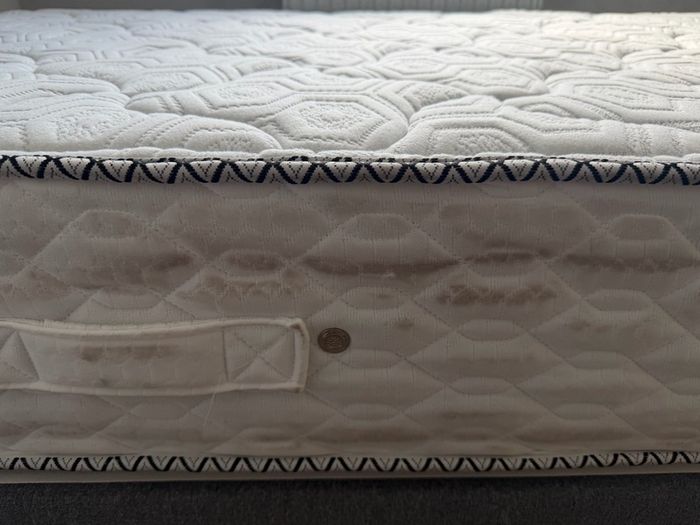 Single Bed