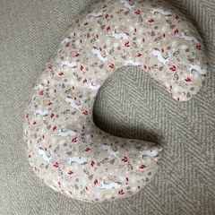 Breastfeeding pillow