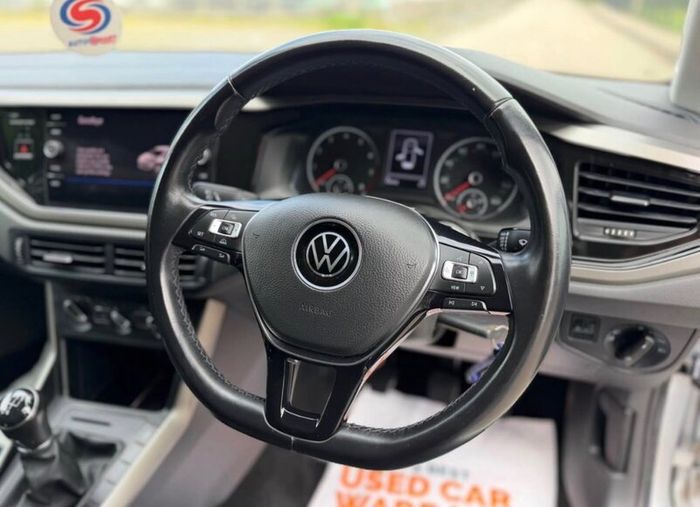 Volkswagen Polo 2021
