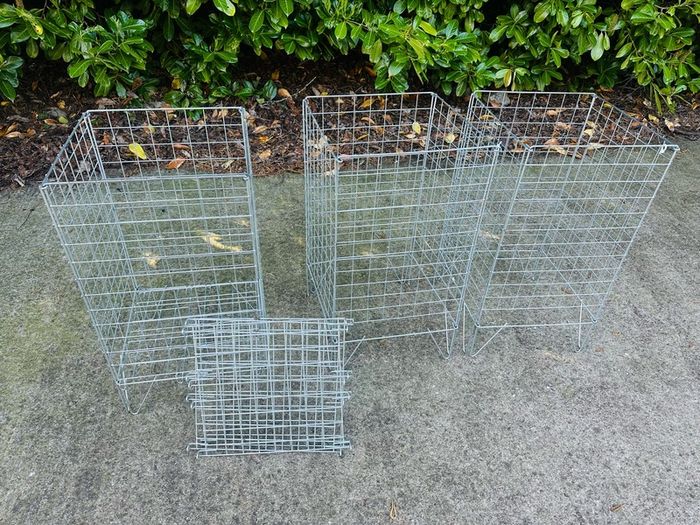 Shop Display Dumper Bins Baskets Large Quantity