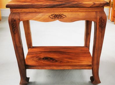 Lamp / Side Table