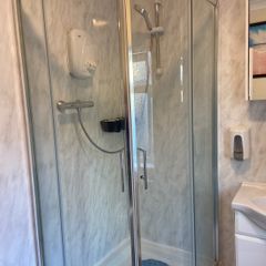 Shower surround and tray
