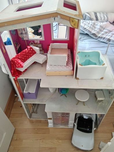 rainbow high dolls house and dolls