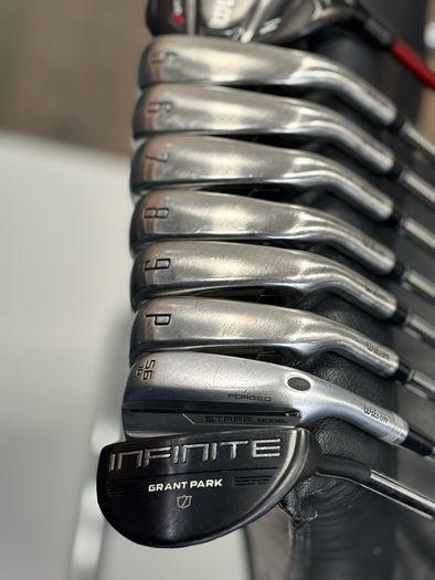 Wilson DynaPwr Complete Set of Clubs