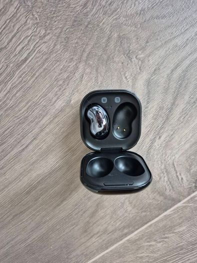 Samsung Buds Live