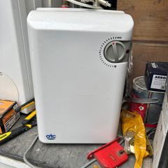 Electric Water Heater