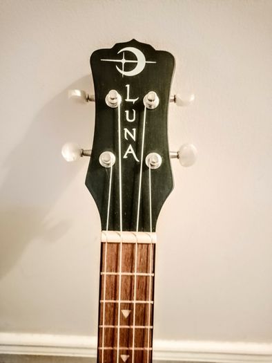 Luna Ukulele