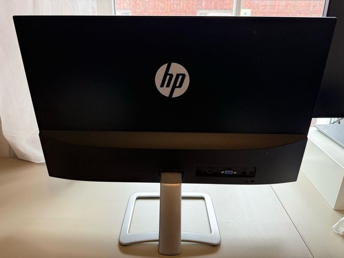 Hp 24 inch monitor