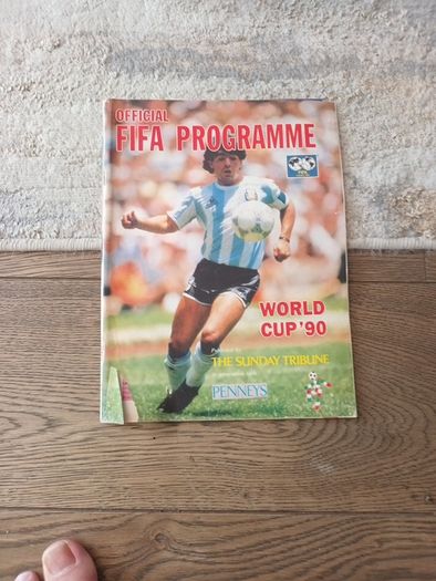 World Cup 90 FIFA Programme (Sunday Tribune)