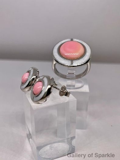 Queen Conch Shell Ring and  Stud Push Post Earring in Rhodium Overlay Sterling Silver