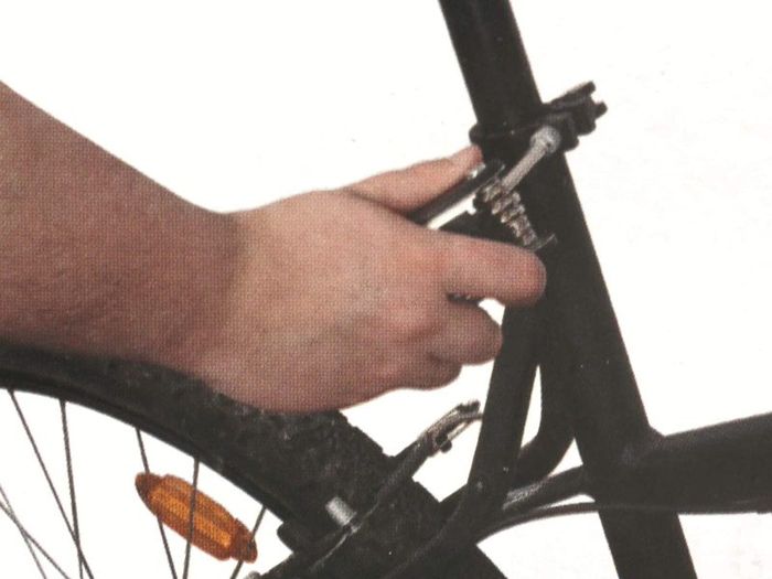 Dunlop Multifuntional Bicycle Tool 15 Functions with Carry Pouch Included