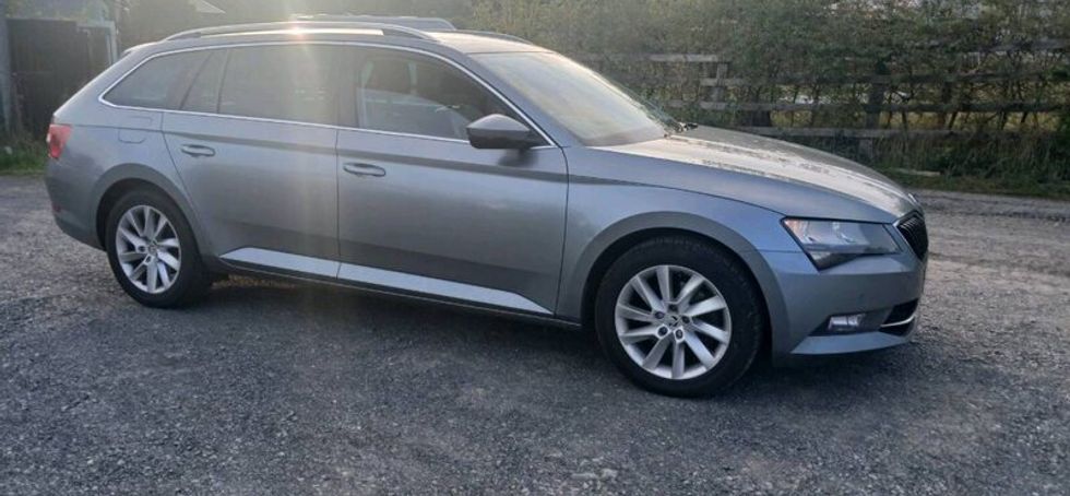 Skoda superb estate