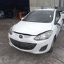 Breaking Mazda damio 2013 petrol Image 2