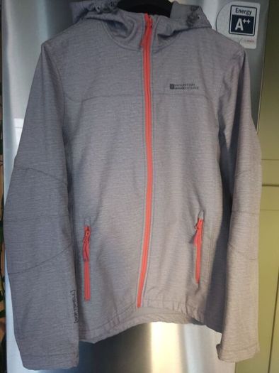 Mountain Warehouse softshell jacket
